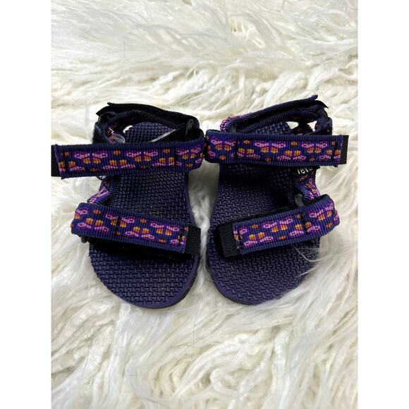 Toddler Teva Sandals - Size 2/3 - Excellent Condition - Picture 2 of 4